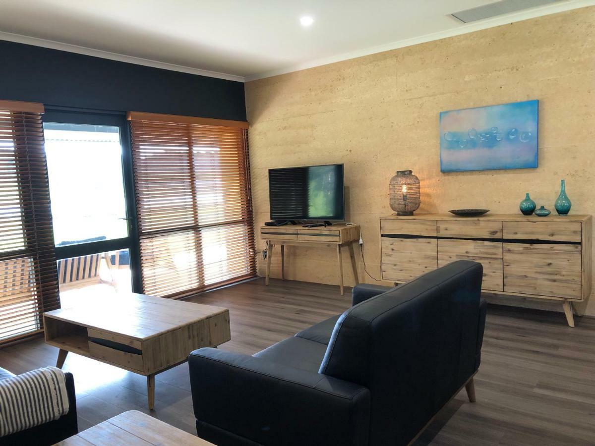 Tanah Marah Hotel Bramley Екстериор снимка